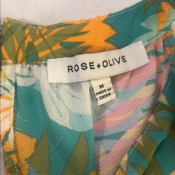 Rose + Olive Tropical Halter Neck Relaxed Blouse - Picture 2 of 6